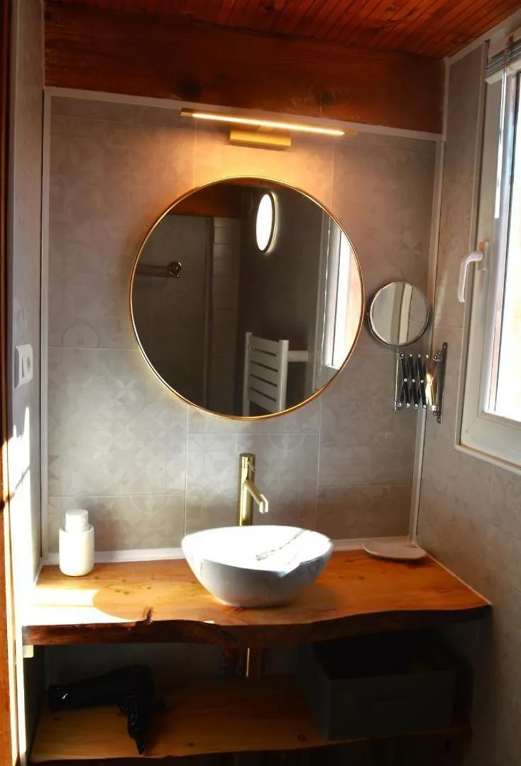 La Rose Des Vents Bed & Breakfast Neoules