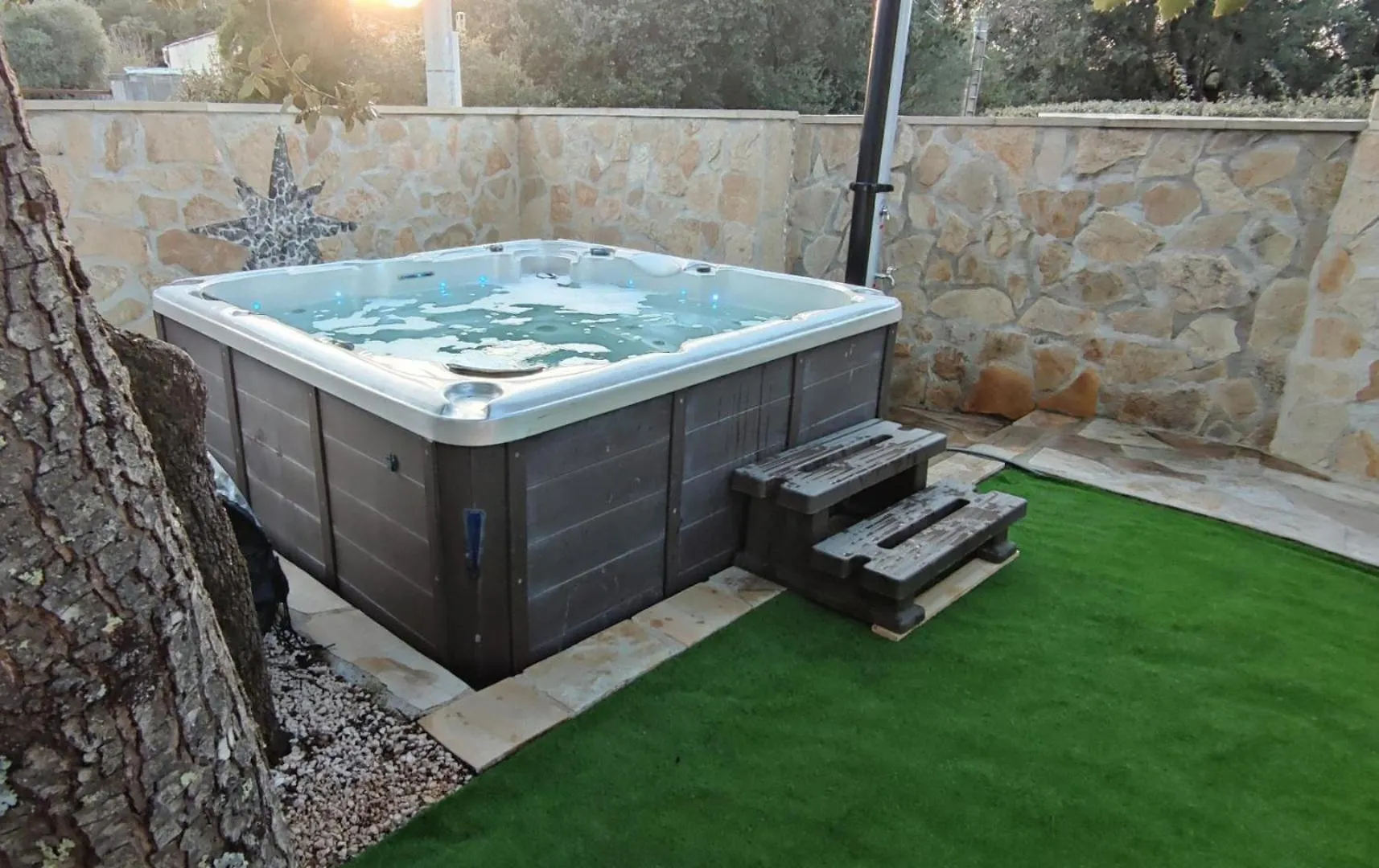 La Rose Des Vents Bed & Breakfast Neoules France